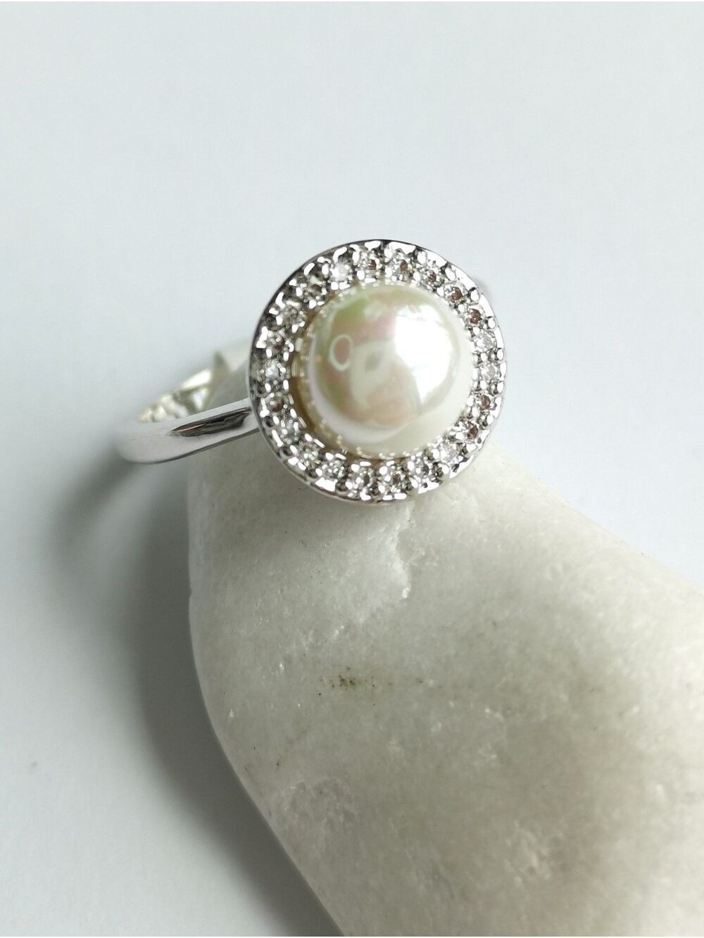 Swarovski Elements solitaire Pearl & CZ Halo 14k white gold cocktail ring size 7